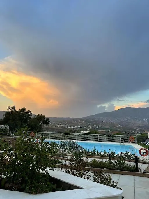 Luxury Penthouse With Sea View In La Cala Golf Resort 라칼라데미야스 아파트